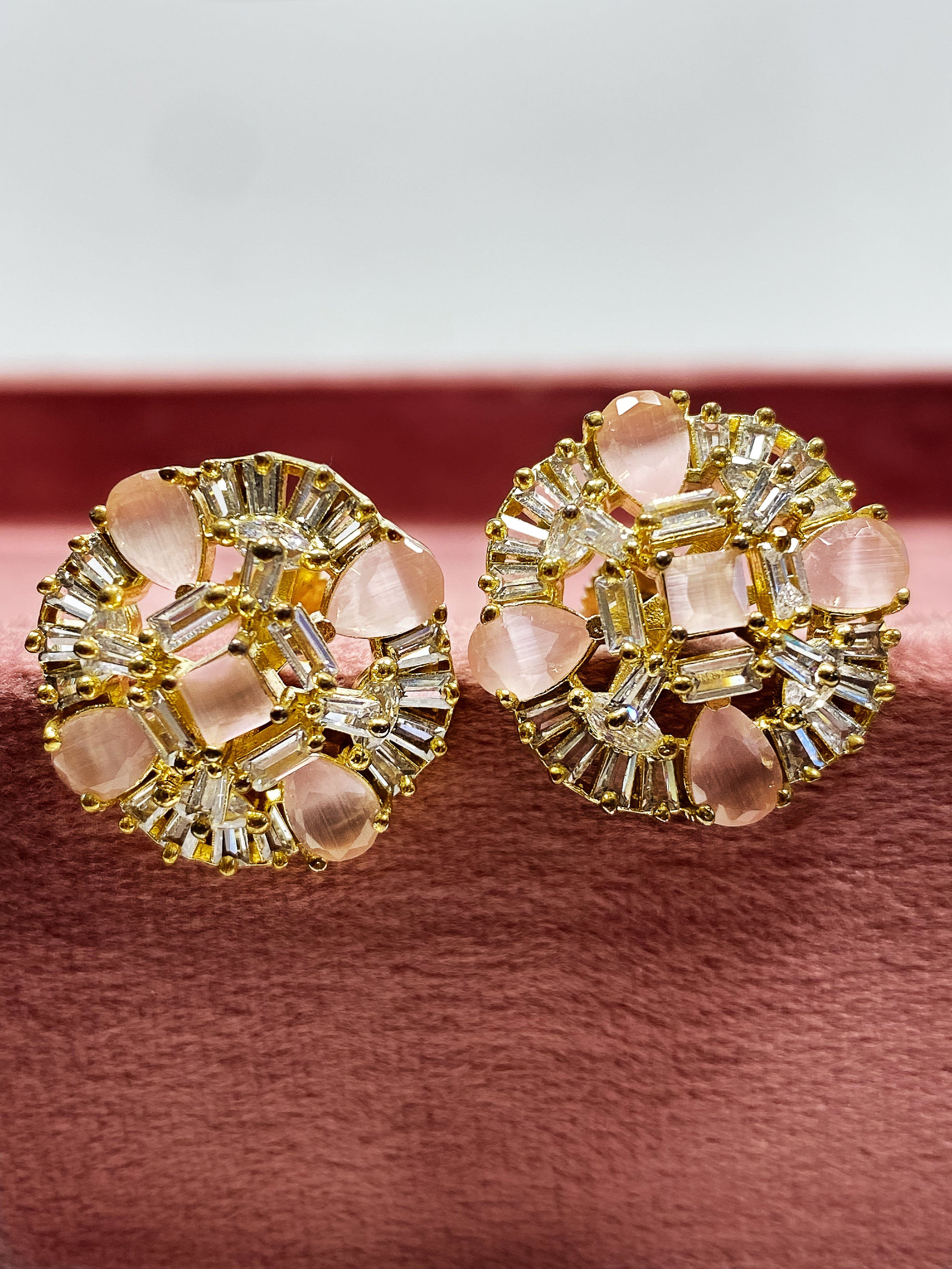 Round Studs-Tea Pink