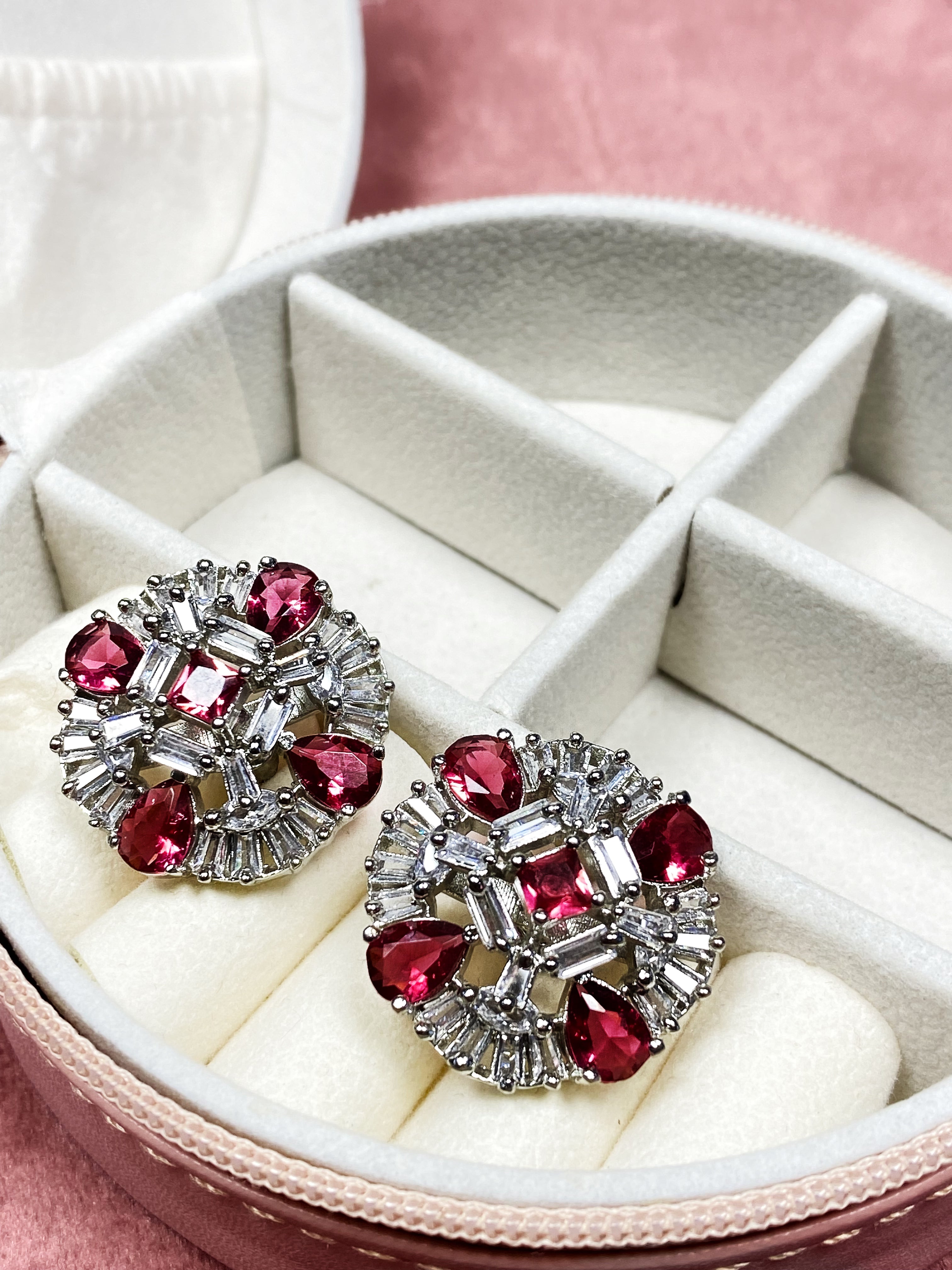 Round Studs- Wine red