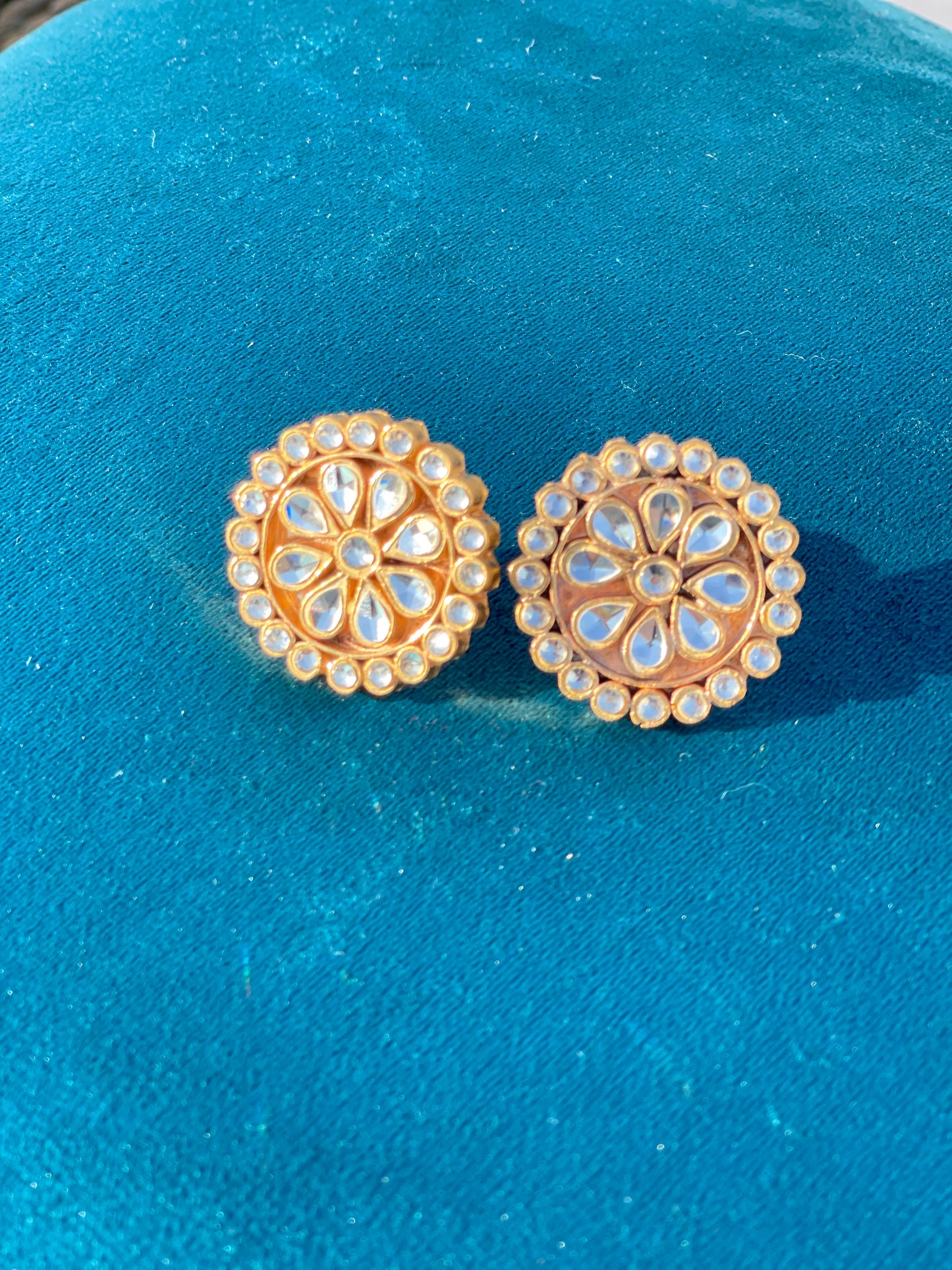 Kundan Studs